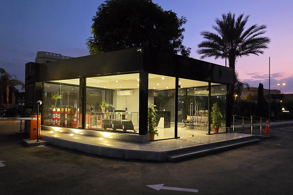 Commercial Slideshow 06